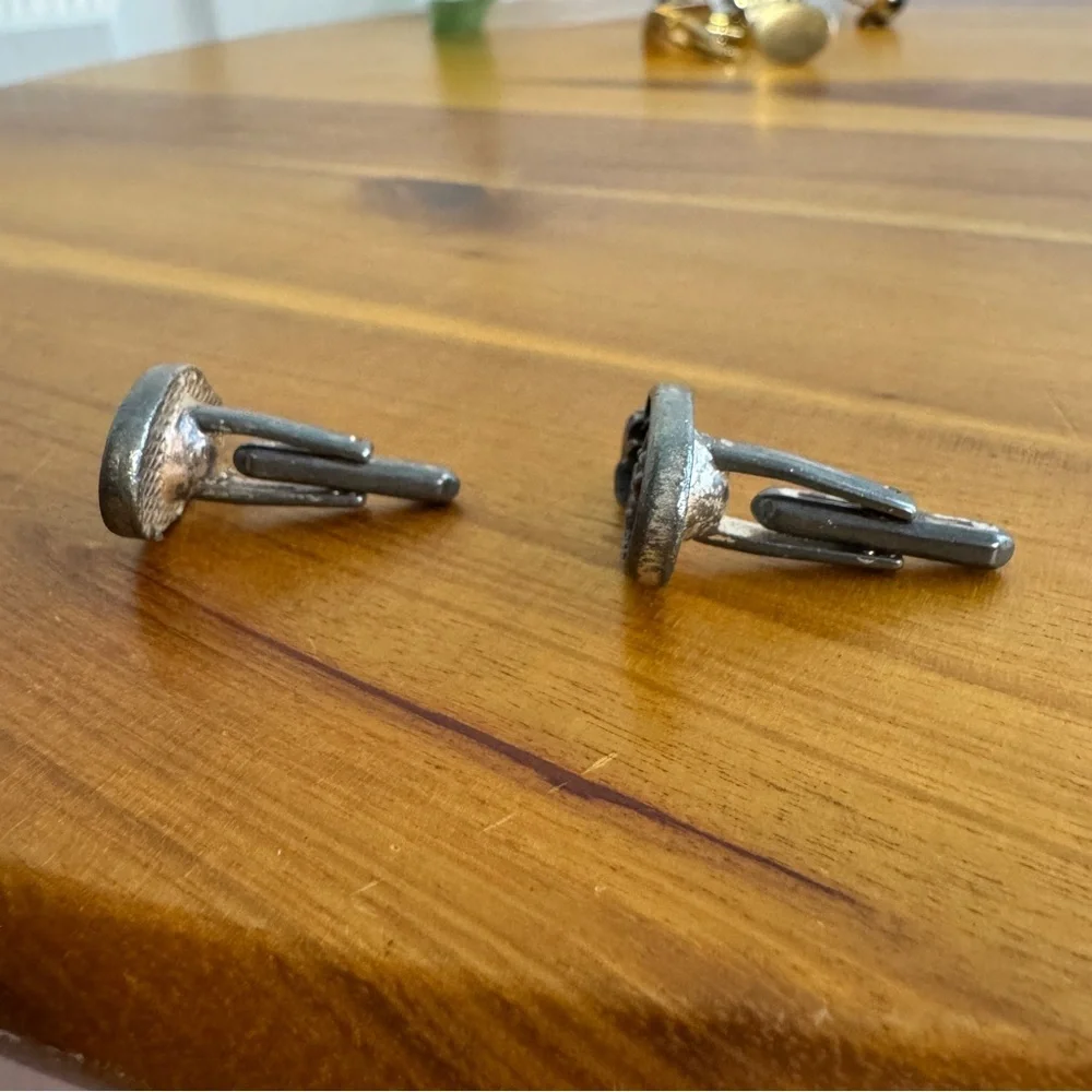 Vintage‎ Hickok fisherman cuff links